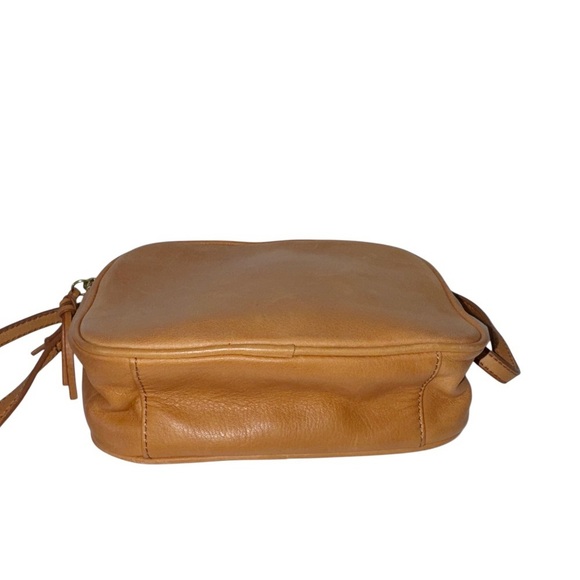 Mark & Graham Essential Crossbody Leather Handbag Camel Double Zip Compartments - Picture 8 of 12